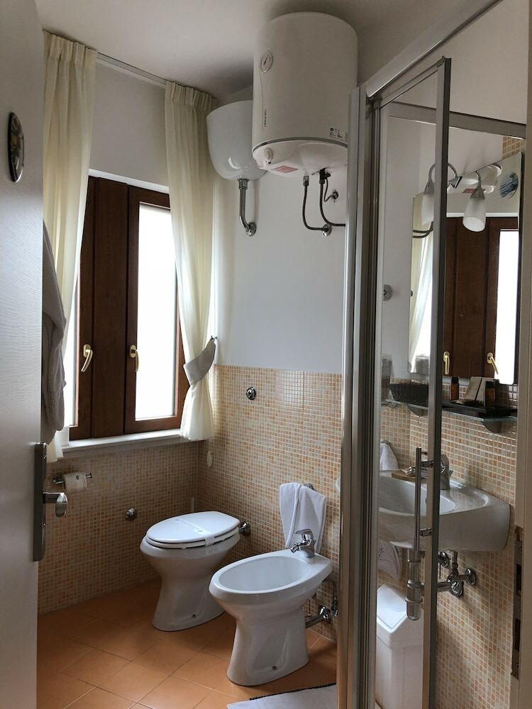 Bed & Breakfast English Inn Rooms