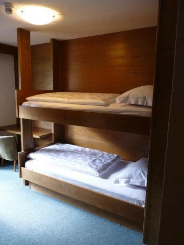 Hostal Garni Pineta