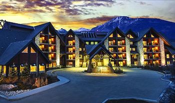Hotel Grande Rockies Resort
