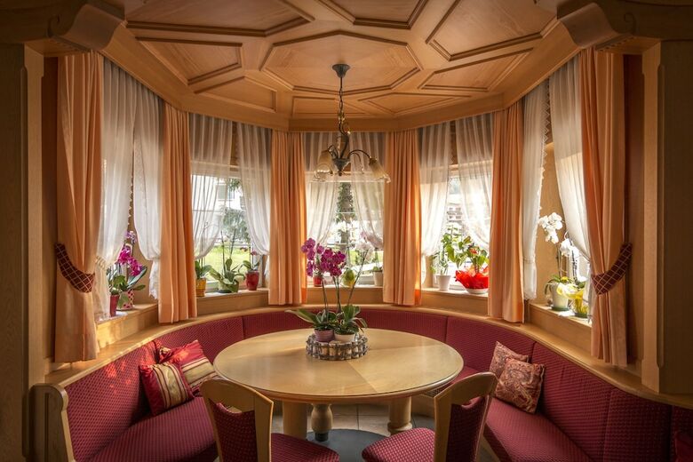 Hotel Ramon