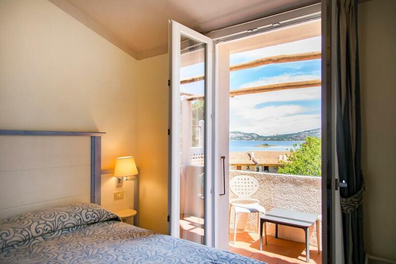 Blu Hotel Laconia Village