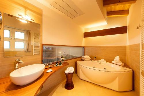 Color Hotel Style & Design