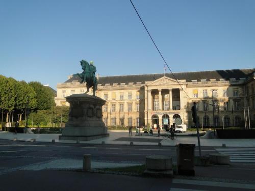 De Paris Hotel