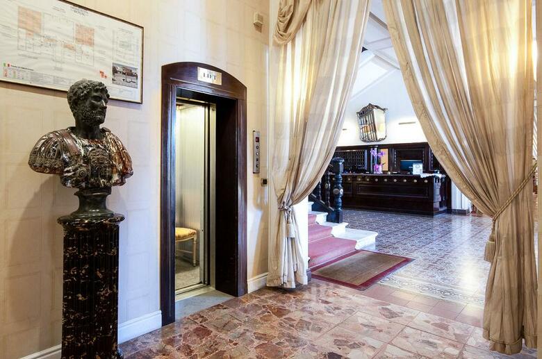 Bw Premier Collection Grand Hotel Royal