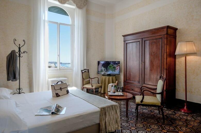 Bw Premier Collection Grand Hotel Royal