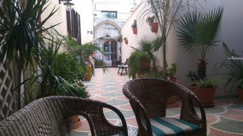 Hostal Corter� Guest House