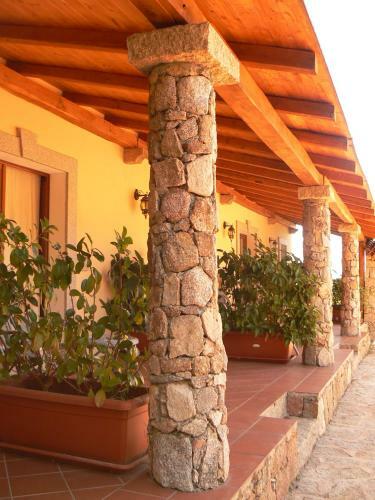Hotel Valkarana Relais Di Campagna