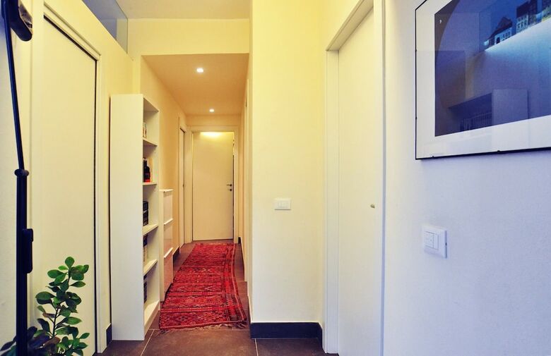 Bed & Breakfast Art House Margine Rosso