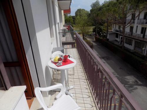 Apartment In Eraclea Mare 25733