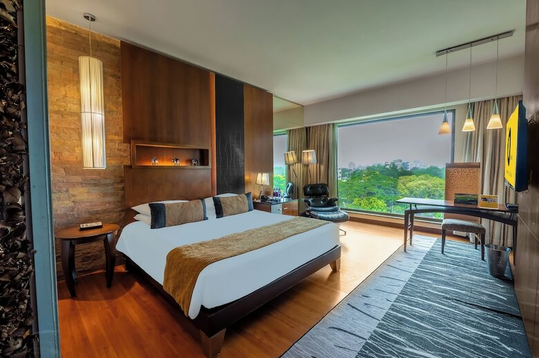 The O Hotel