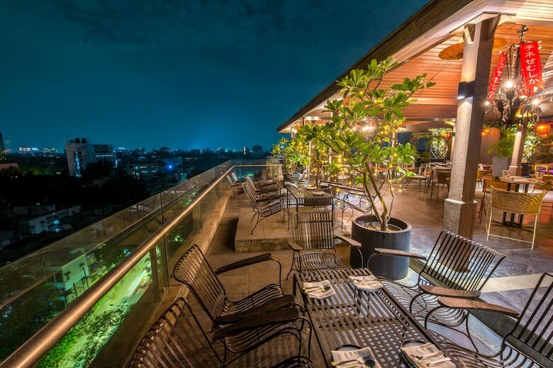 The O Hotel