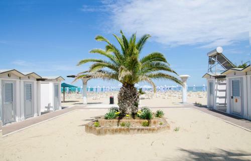 Almaluna Hotel & Resort