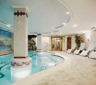 Hotel Domina Parco Dello Stelvio