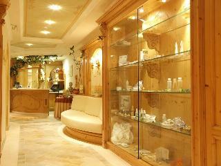 Hotel Domina Parco Dello Stelvio