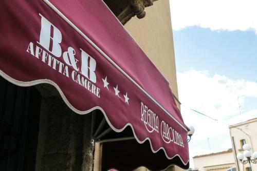 Hostal B&B Regina Carolina