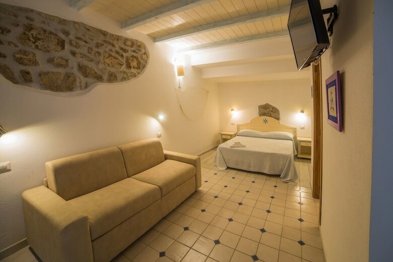 Hostal Olbia Domus Inn