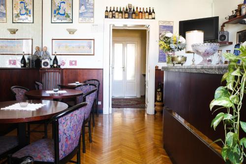 Hotel Albergo Garisenda