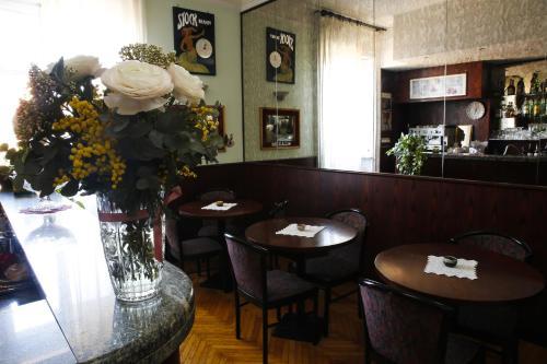 Hotel Albergo Garisenda
