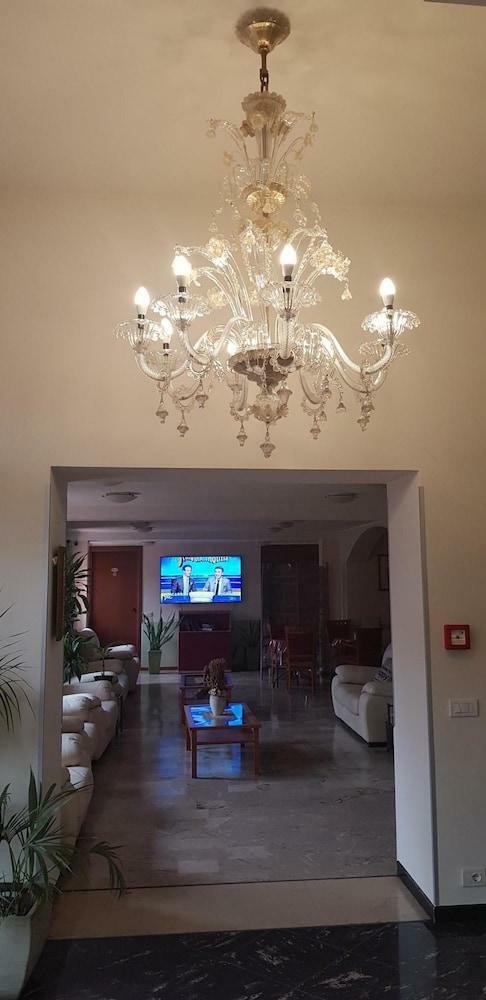 Hotel Altieri