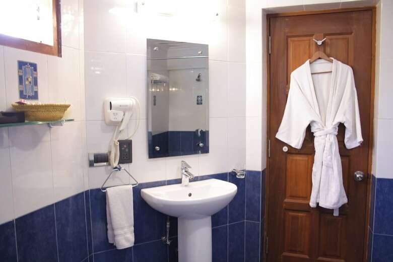 Hotel Chariot Beach Resort