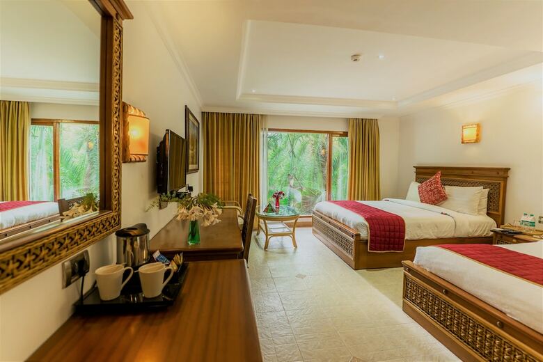 Hotel Chariot Beach Resort