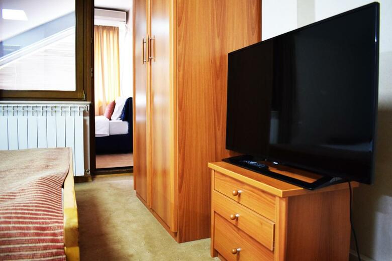 Aristocrat Palace Hotel