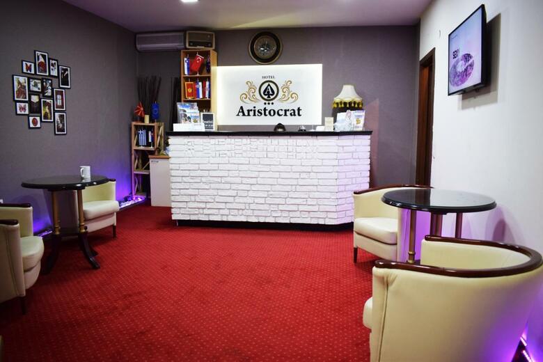 Aristocrat Palace Hotel