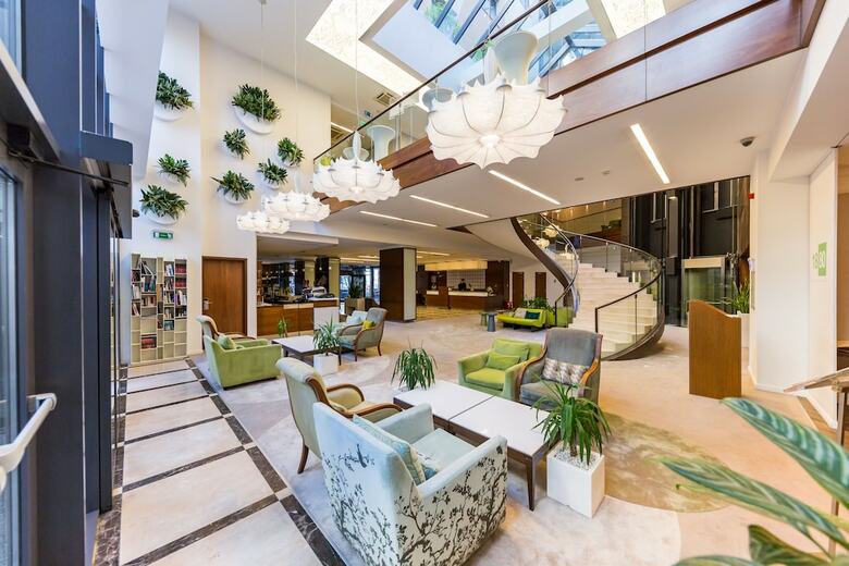 Hotel Capital Plaza