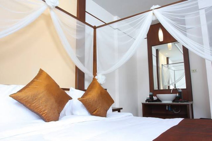 Hotel Bangkok Natural Spa & Resort