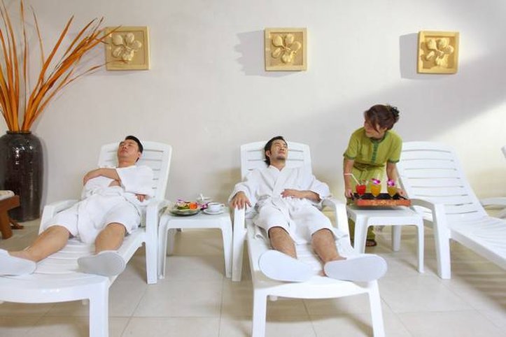 Hotel Bangkok Natural Spa & Resort