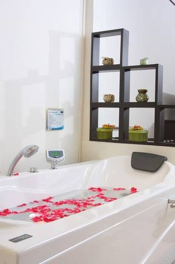Hotel Bangkok Natural Spa & Resort