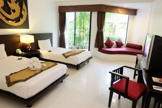 Hotel Nai Yang Beach Resort