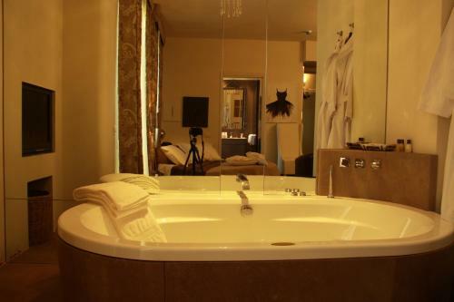 Balneum Boutique Hotel & B&B