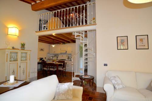 Agroturismo Borgo Ai Lecci