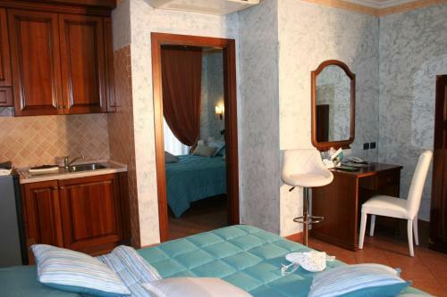 Hotel Euro House Inn Airport