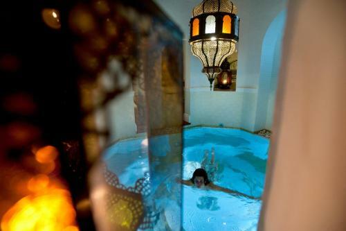 Nora Club Hotel