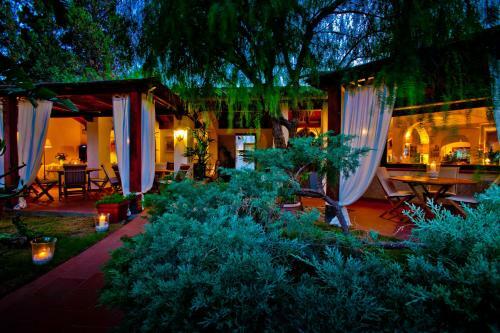 Nora Club Hotel