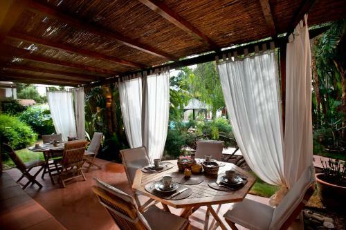 Nora Club Hotel