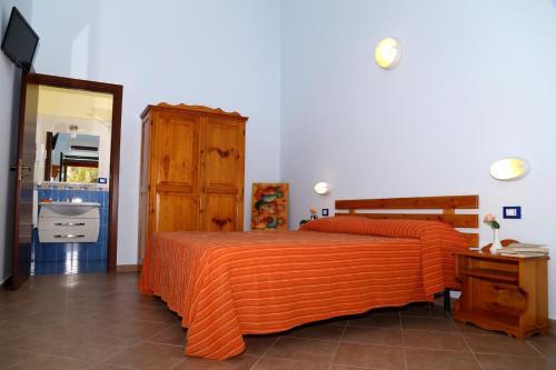 Eraclea Minoa Village