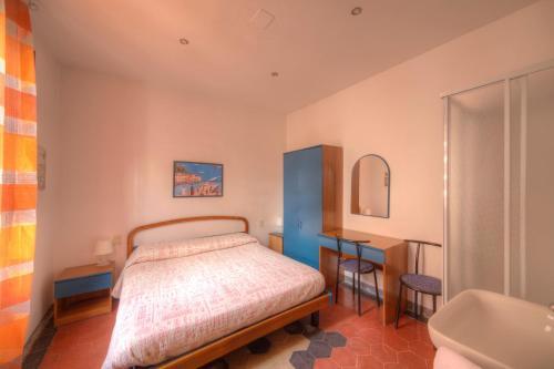 Hostal Sogni D'oro Guest House