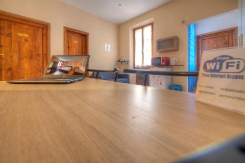 Hostal Sogni D'oro Guest House