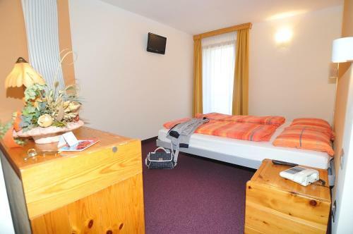 Hotel Croce Bianca