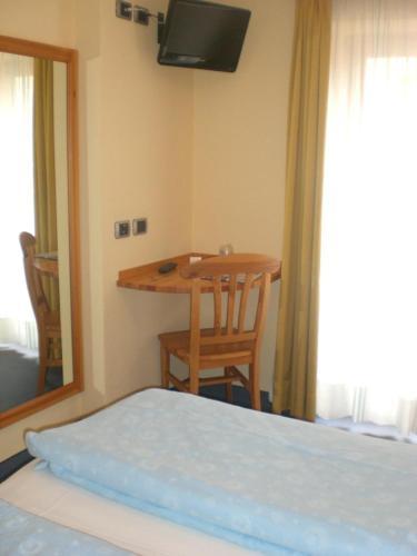 Hotel Croce Bianca