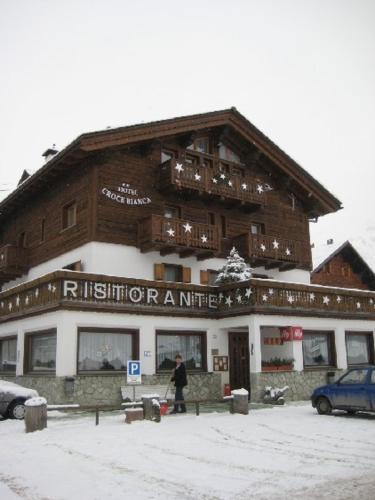 Hotel Croce Bianca