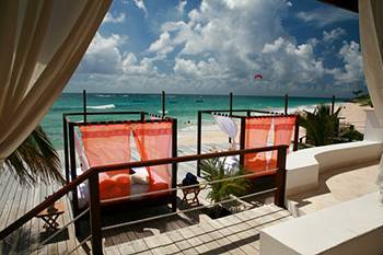 Silver Point Hotel