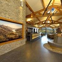 Rees Hotel & Luxury Apartments