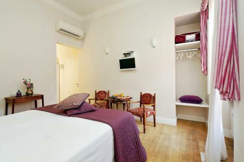 Hostal Guest House Amaranto Romano