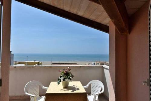Lola Piccolo Hotel