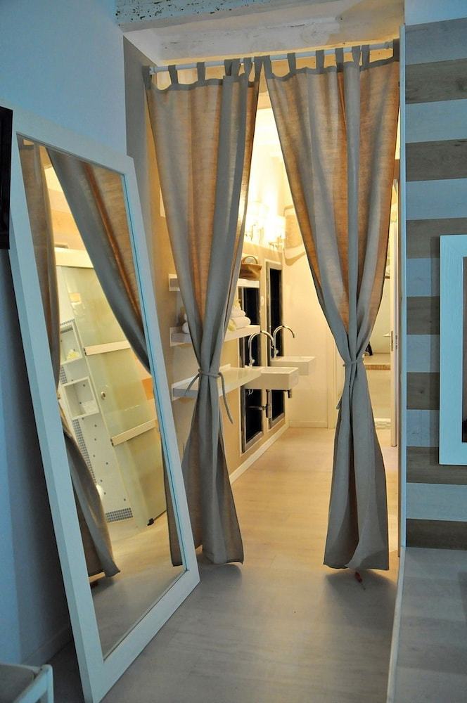 Oisife Apartment