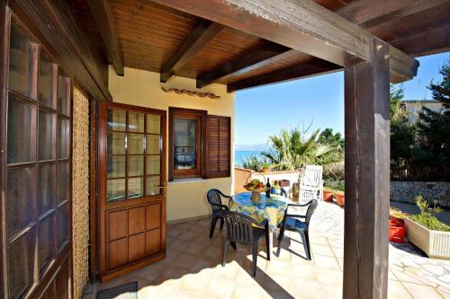 Blunda Holiday Home